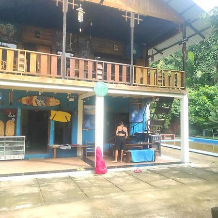 Apartamento Air Manis Secret Surfcamp Taluk Batung Exterior foto