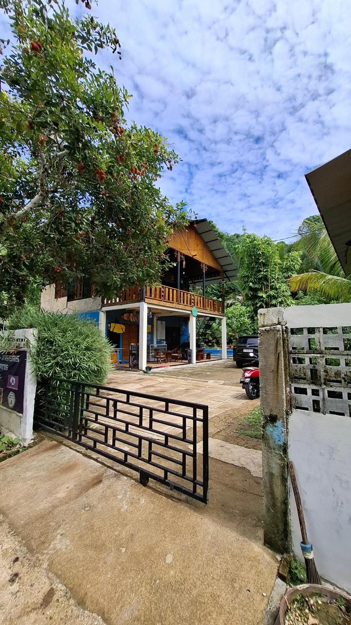 Apartamento Air Manis Secret Surfcamp Taluk Batung Exterior foto